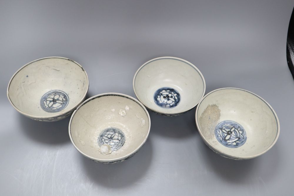Four Chinese shipwreck pottery bowls, diameter 15cm